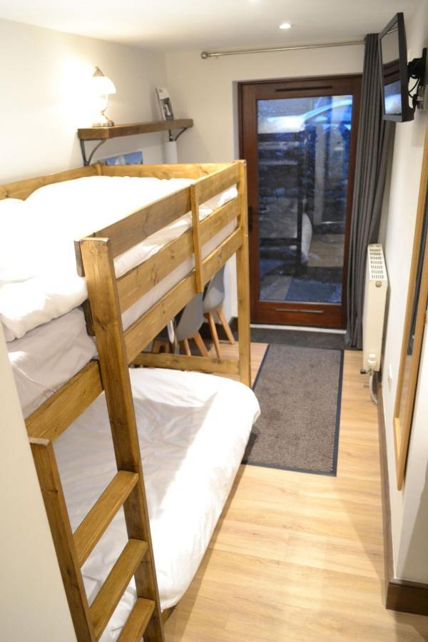 Dalecote Barn Bed And Breakfast Инглтон Экстерьер фото